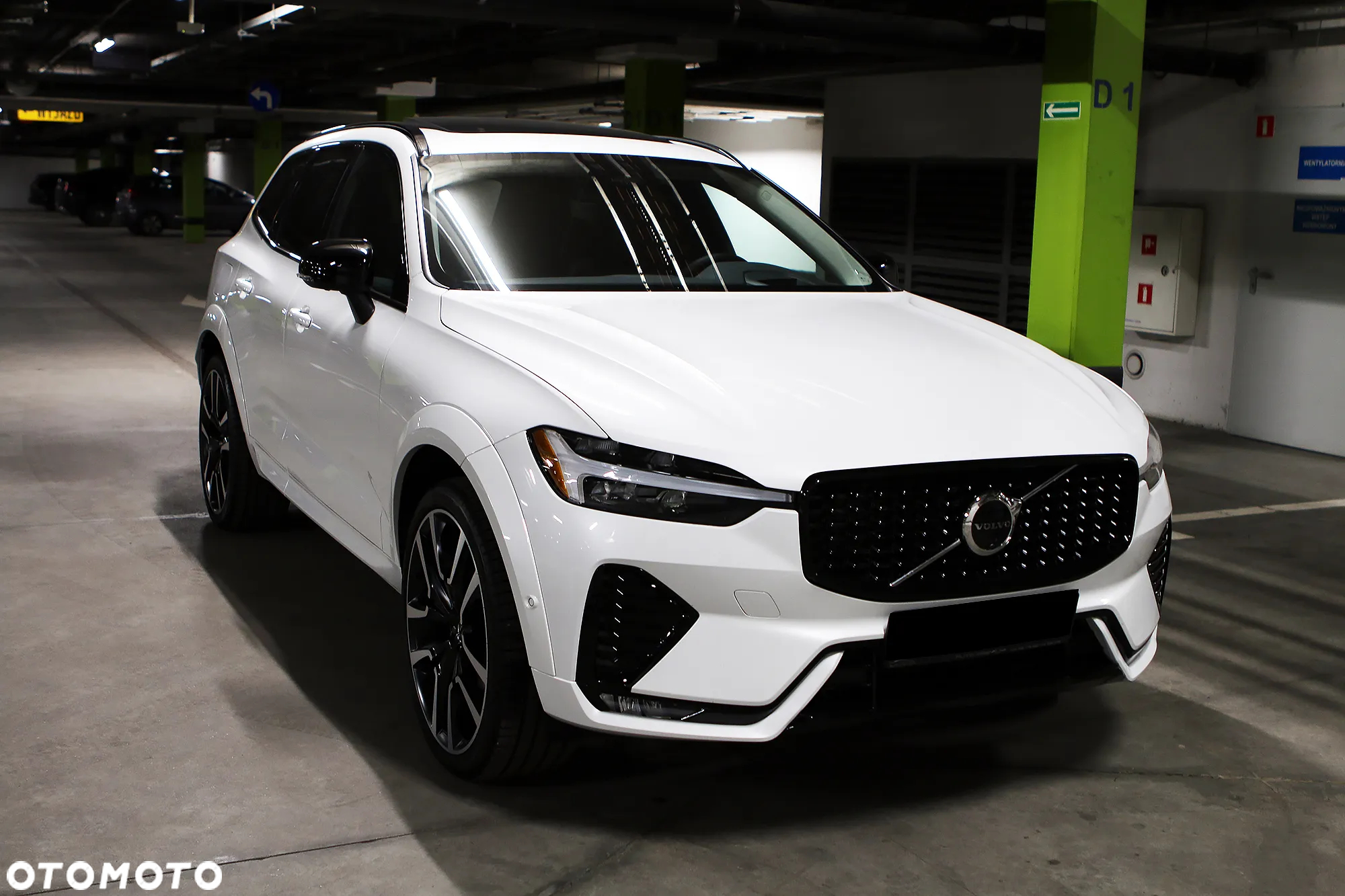 Volvo XC 60 B5 B AWD Ultimate Black Edition - 7