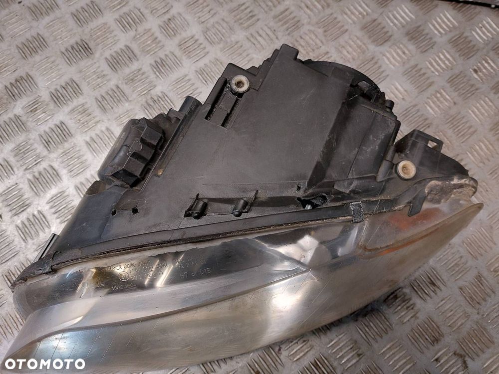 LAMPA LEWY PRZÓD PRAWY PRZÓD AUDI A4 B7 XENON NA CZĘŚCI 1307329115 - 4