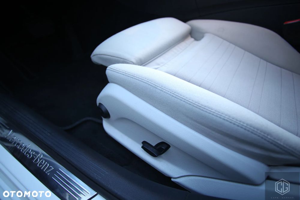 Mercedes-Benz Klasa C 200 (BlueTEC) d 7G-TRONIC - 24