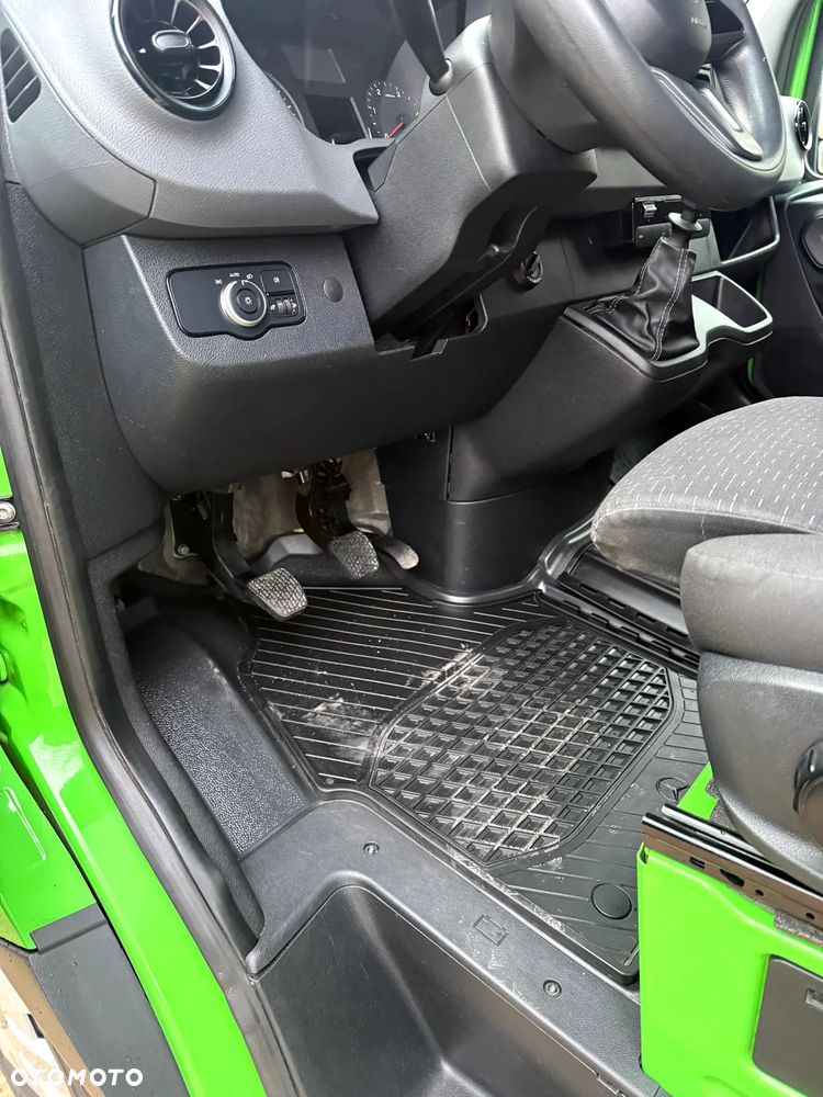 Mercedes-Benz Sprinter 907.223 - 9