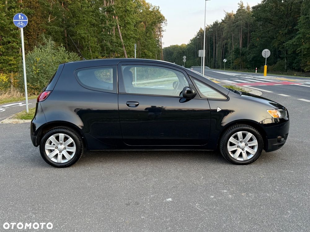Mitsubishi Colt - 5