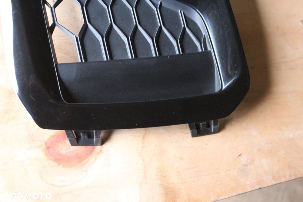 KRATKA ZDERZAKA PRAWA AUDI A4 B9 LIFT S LINE 8WD807682M 2022 - 7