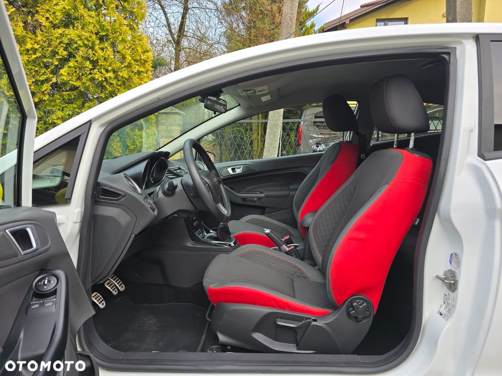 Ford Fiesta 1.0 EcoBoost STart-Stop ST-LINE - 20