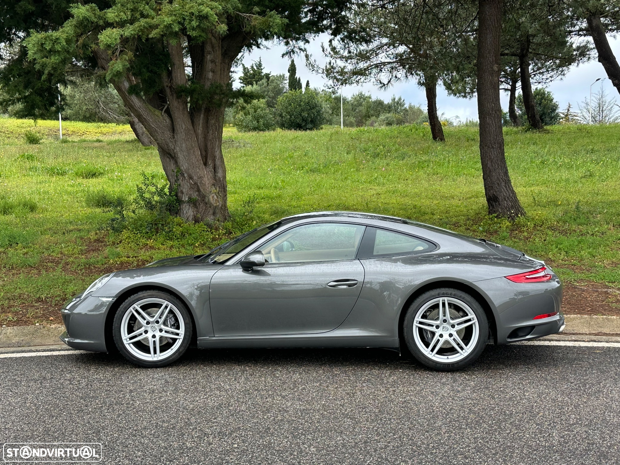 Porsche 911 Série F - 29