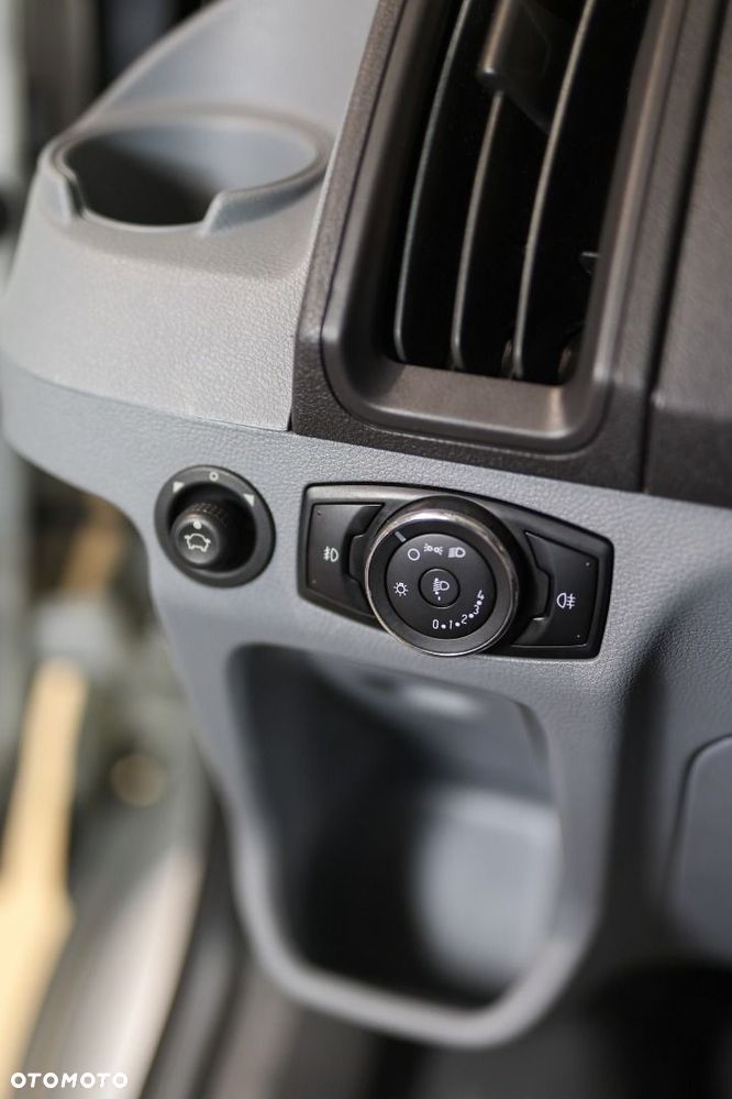 Ford Transit - 10