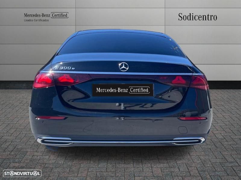 Mercedes-Benz E 300 Standard - 9