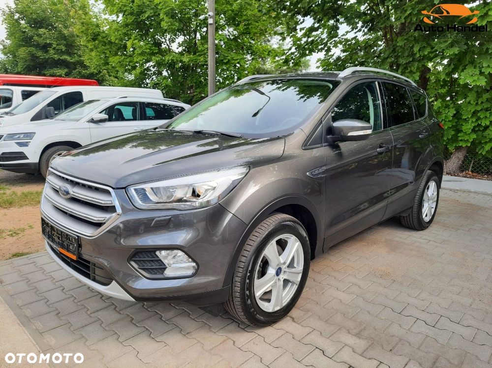 Ford Kuga 1.5 EcoBoost 2x4 Titanium - 3
