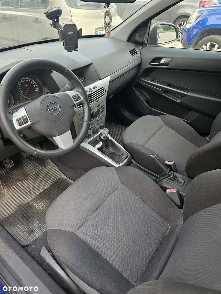 Opel Astra - 3