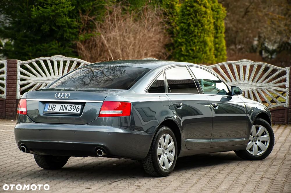 Audi A6 Limousine 2.4 - 19