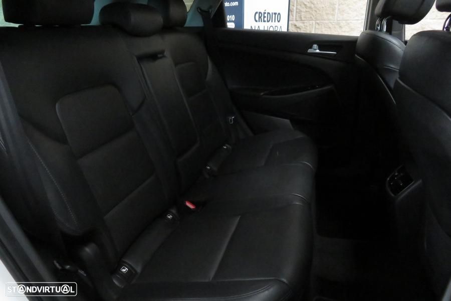 Hyundai Tucson 1.6 CRDi Premium +P.Pele DCT - 17