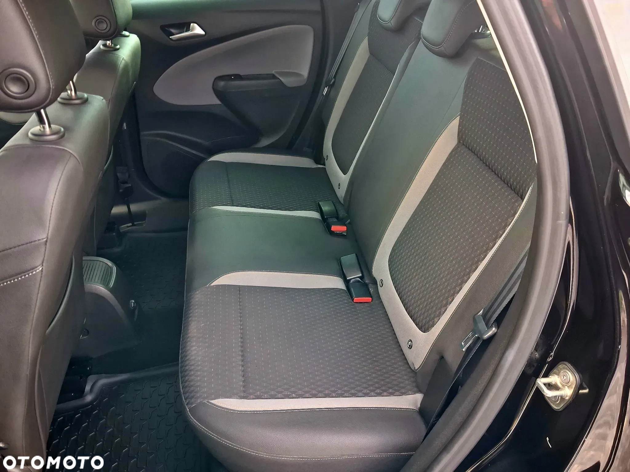 Opel Crossland X 1.2 Start/Stop Innovation - 21