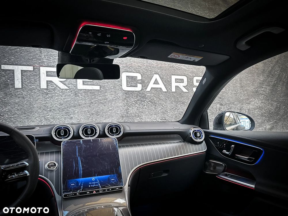 Mercedes-Benz GLC - 30