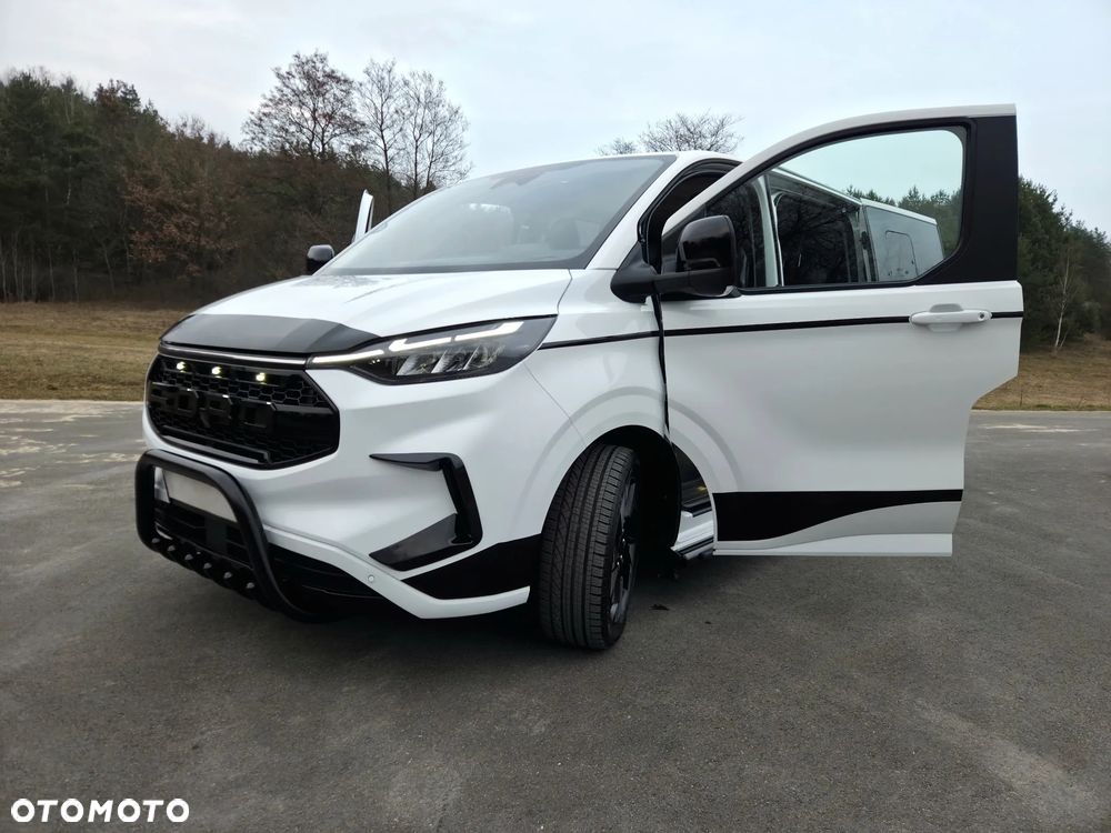 Ford Tourneo Custom 2.0 EcoBlue L2 Titanium - 37