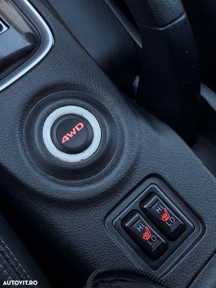 Mitsubishi Outlander 2.2 DI-D 4WD Automatik Edition+ - 9