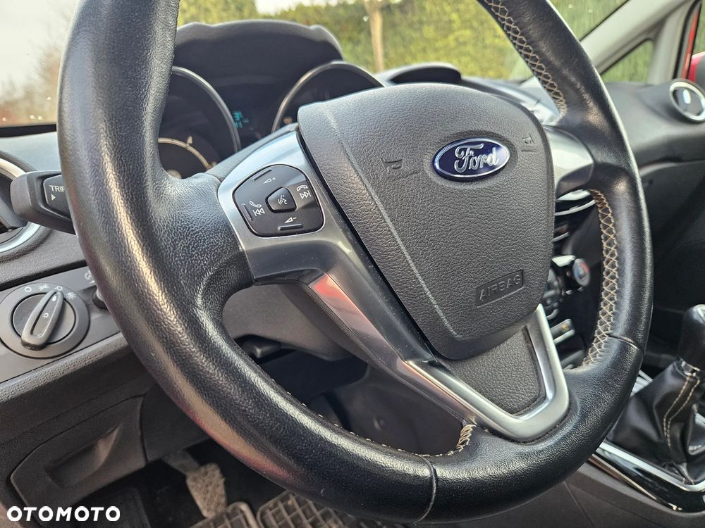 Ford Fiesta 1.5 TDCi Titanium - 27
