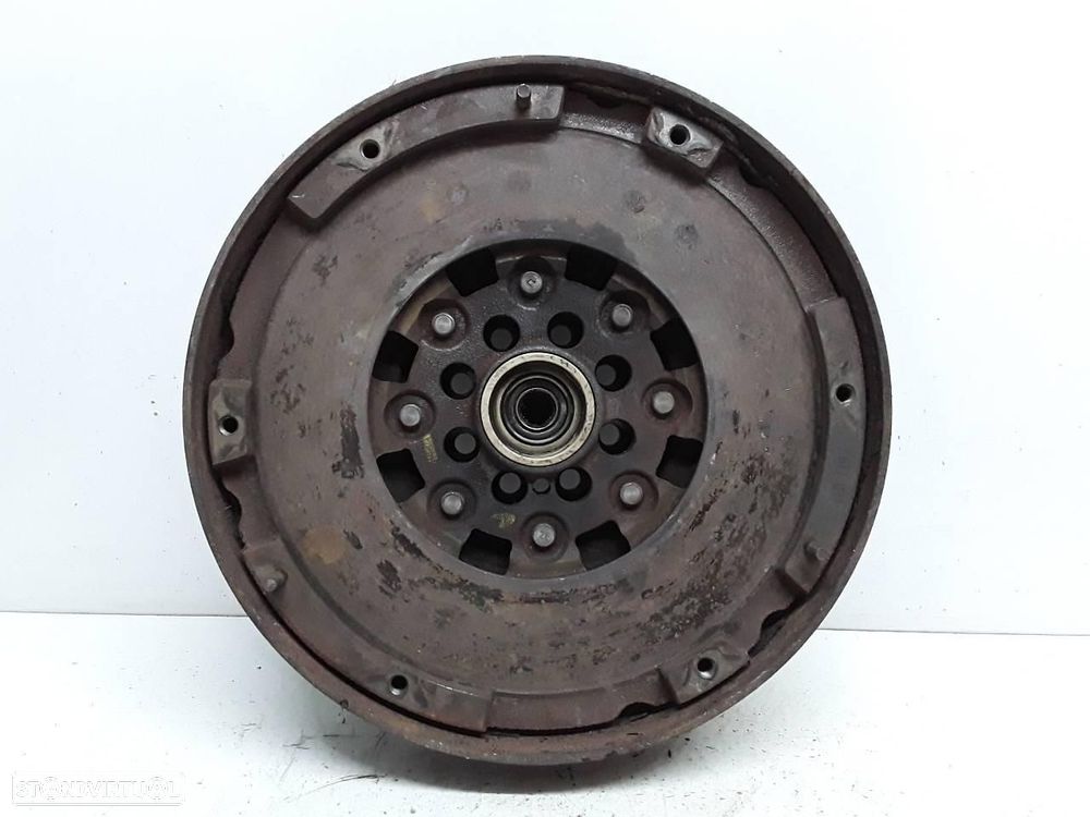 VOLANTE MOTOR MERCEDES-BENZ SPRINTER FURGÓN - 1