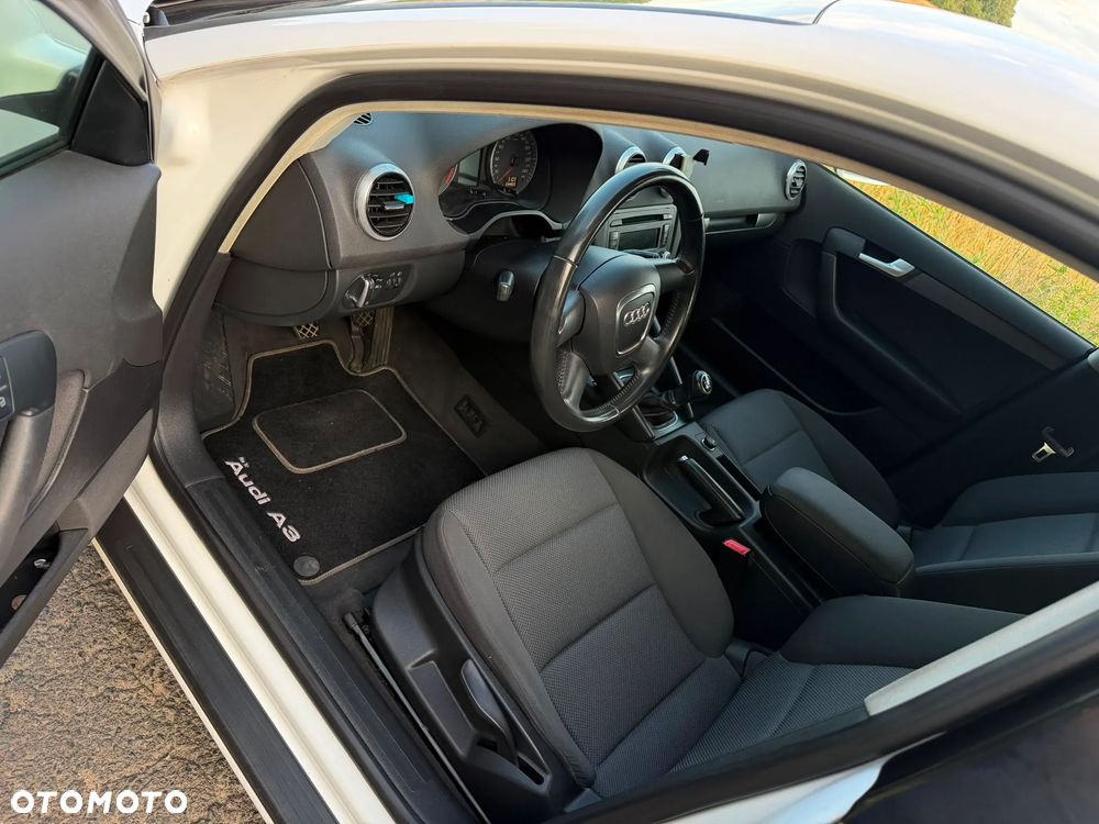 Audi A3 Sportback 1.6 Attraction - 7