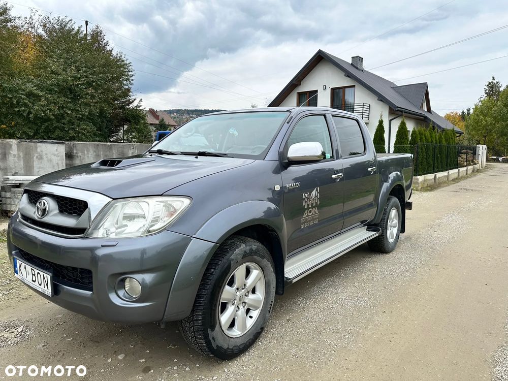 Toyota Hilux 2.5 D-4D DLX - 4