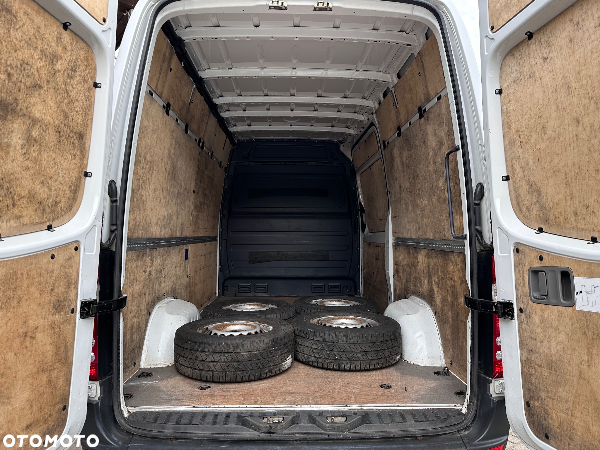 Mercedes-Benz SPRINTER - 12