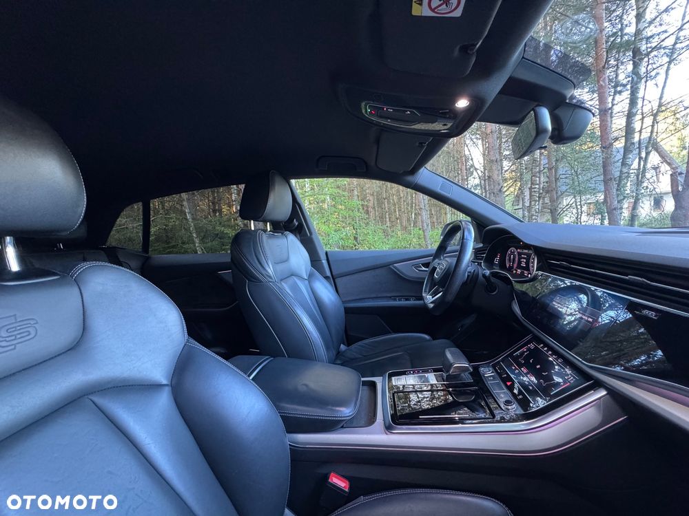 Audi Q8 - 28