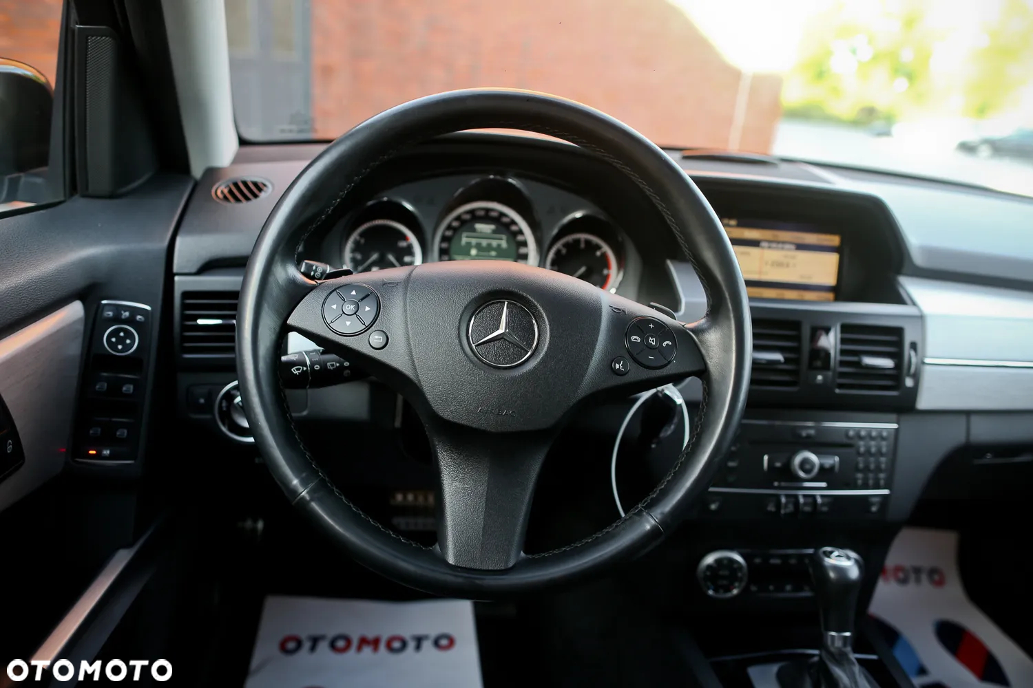 Mercedes-Benz GLK 220 CDI (BlueEFFICIENCY) 7G-TRONIC - 23
