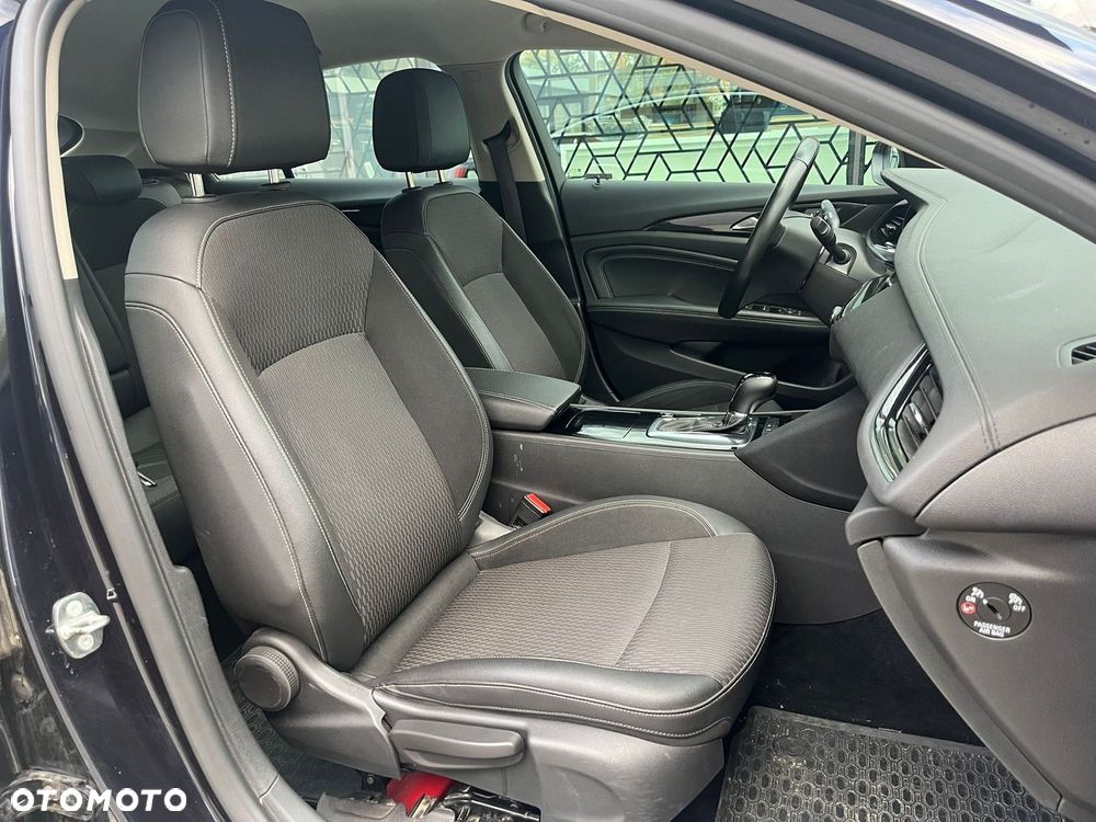 Opel Insignia 1.5 T Innovation S&S - 6