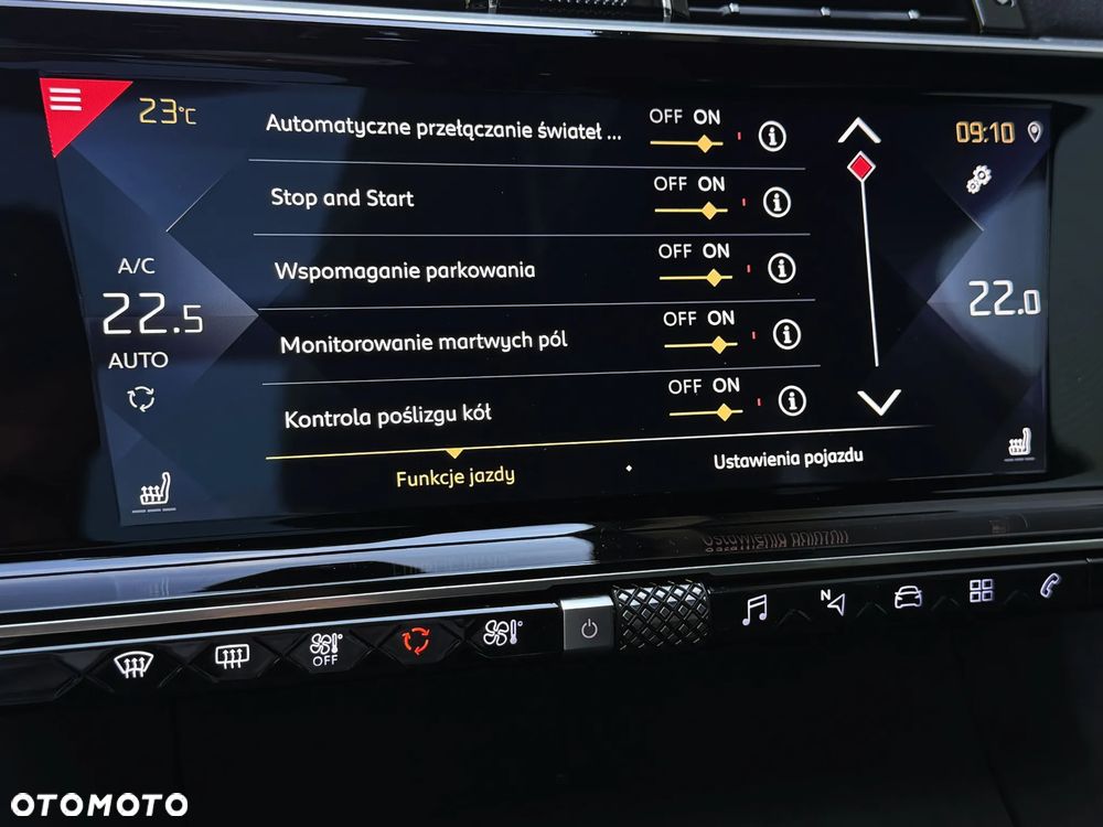 DS Automobiles DS 7 Crossback 2.0 BlueHDi Performance Line + - 30