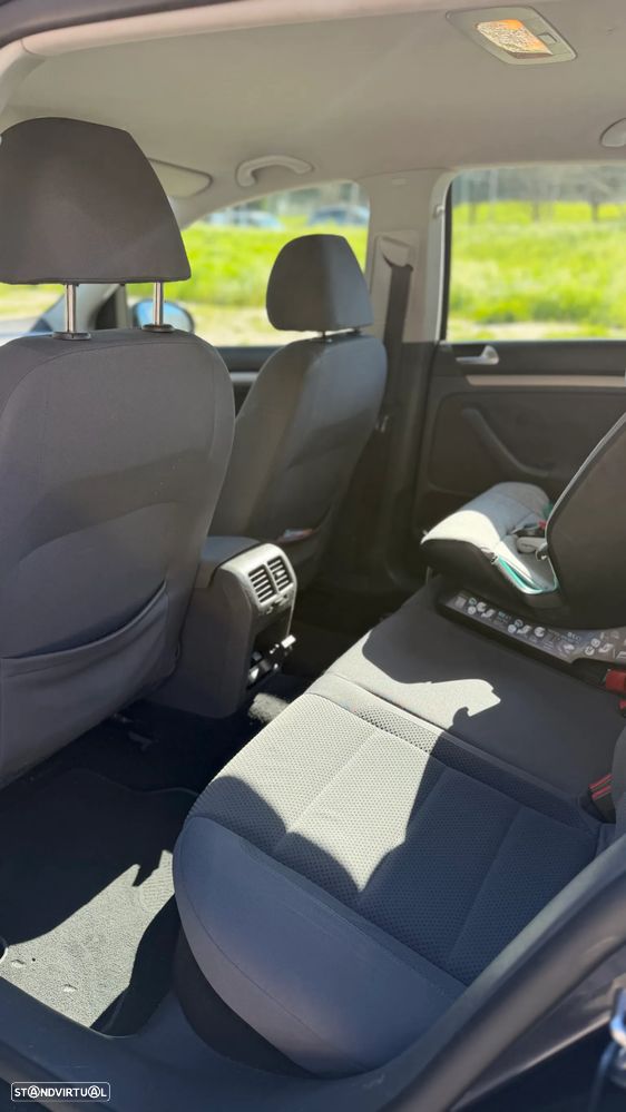 VW Golf 1.9 TDi Confortline DSG 7V - 9