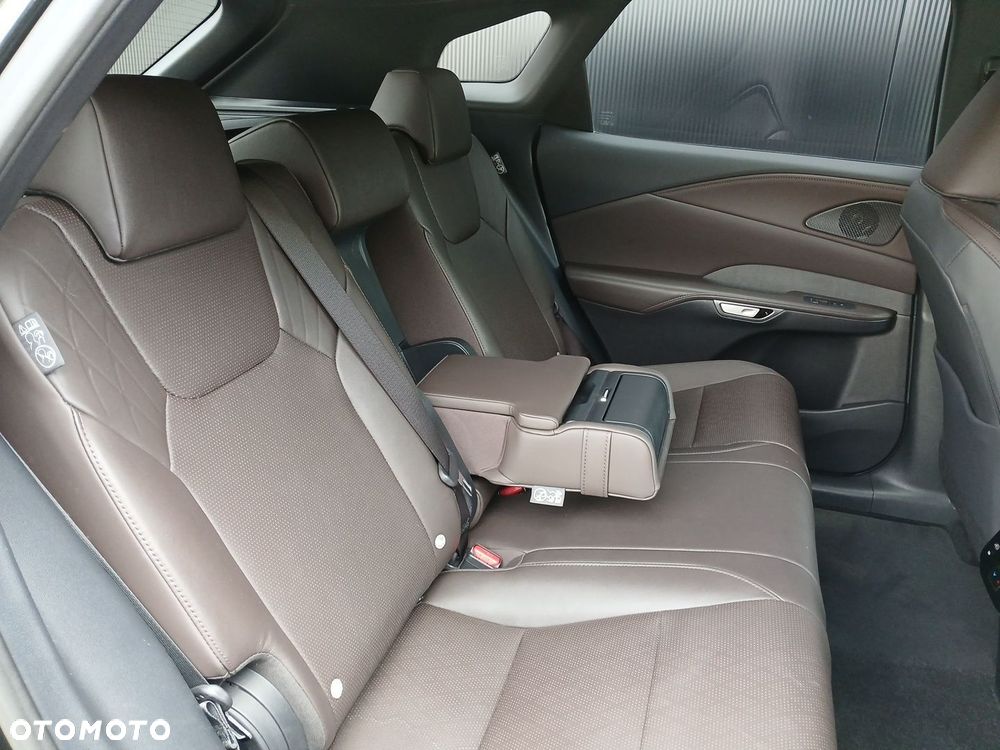 Lexus RX - 28