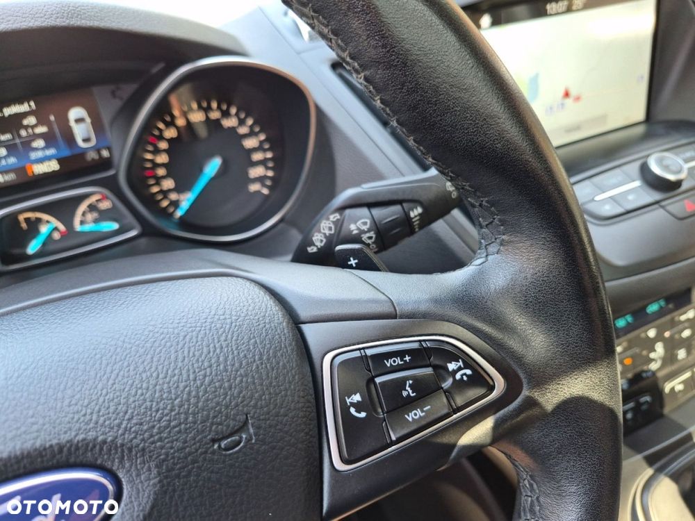 Ford Kuga - 22
