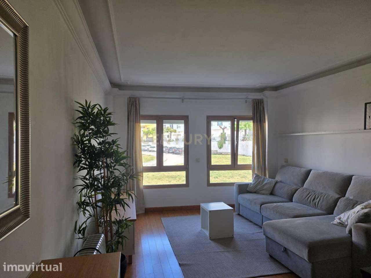Apartamento T2 para arrendamento com box e elevador - Grande imagem: 4/36