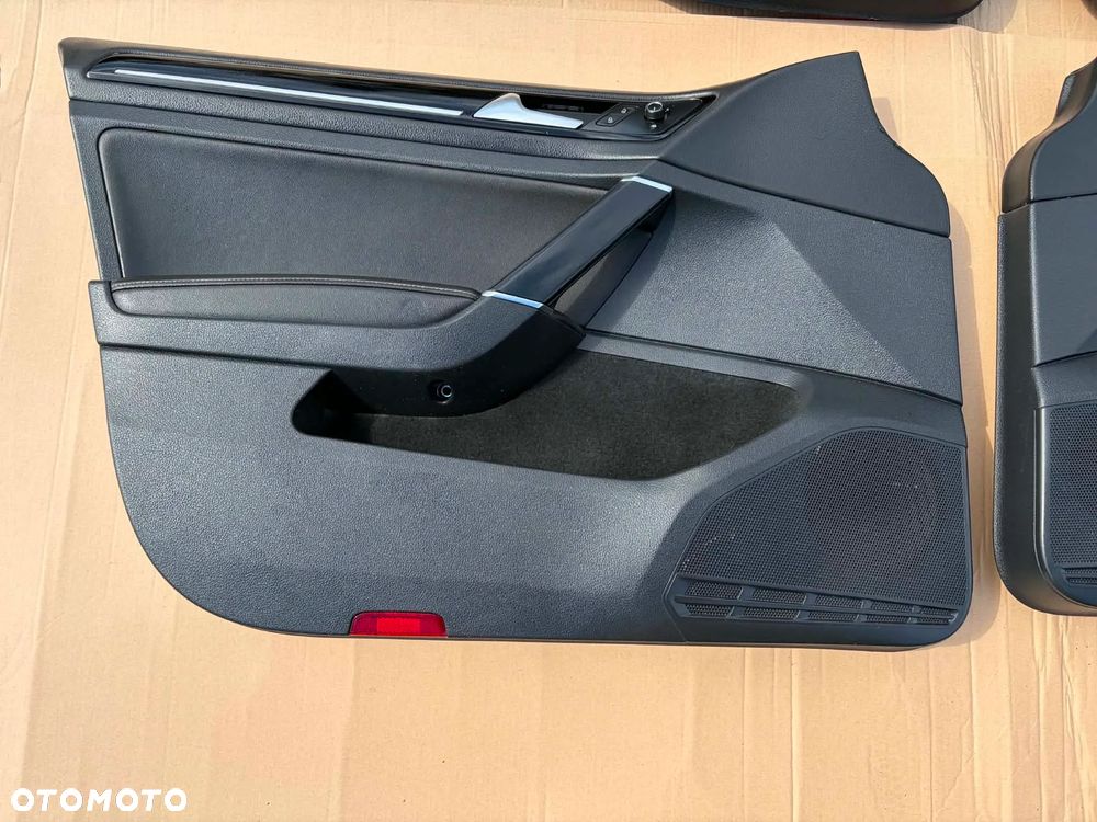 boczek drzwi VW Golf 7 5D HB KPL - 10