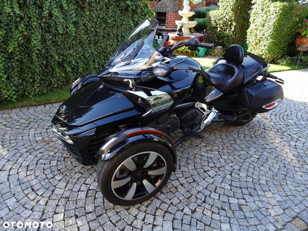 Can-Am Spyder - 5