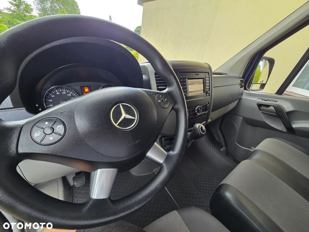 Mercedes-Benz Sprinter - 31