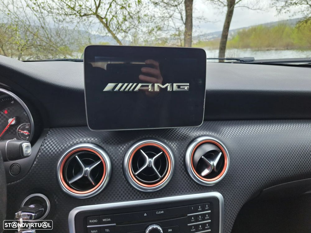 Mercedes-Benz A 180 d 7G-DCT Urban - 23