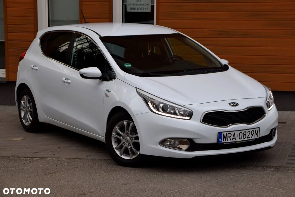 Kia Ceed 1.6 CRDi 128 Spirit - 5