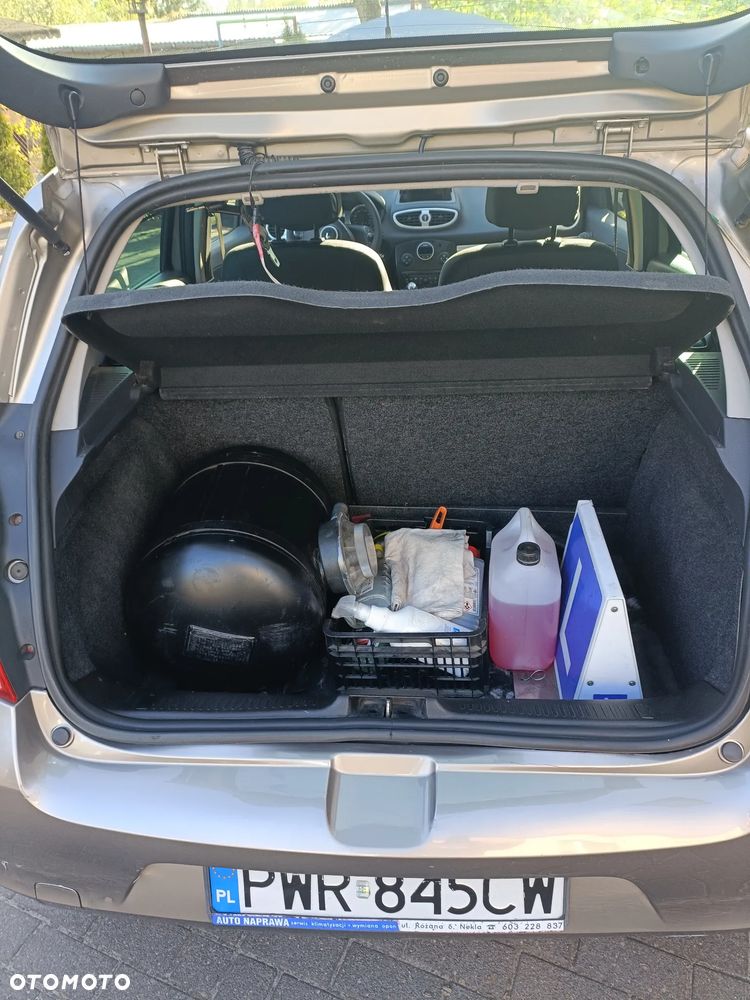 Renault Clio TCe 100 TomTom Edition - 21