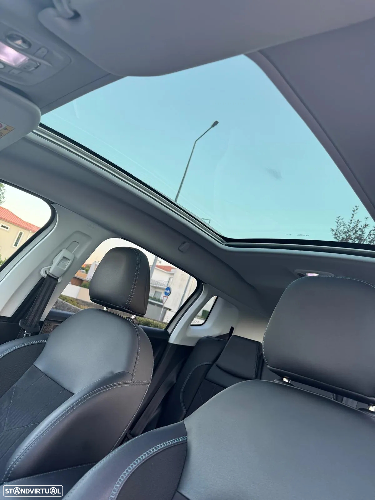 Peugeot 2008 PureTech 110 Stop&Start EAT6 Crossway - 17