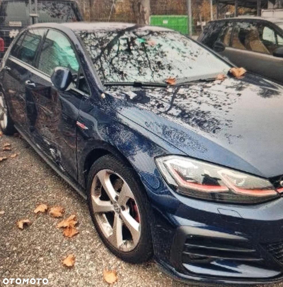 Volkswagen Golf GTI Performance BlueMotion Technology - 3