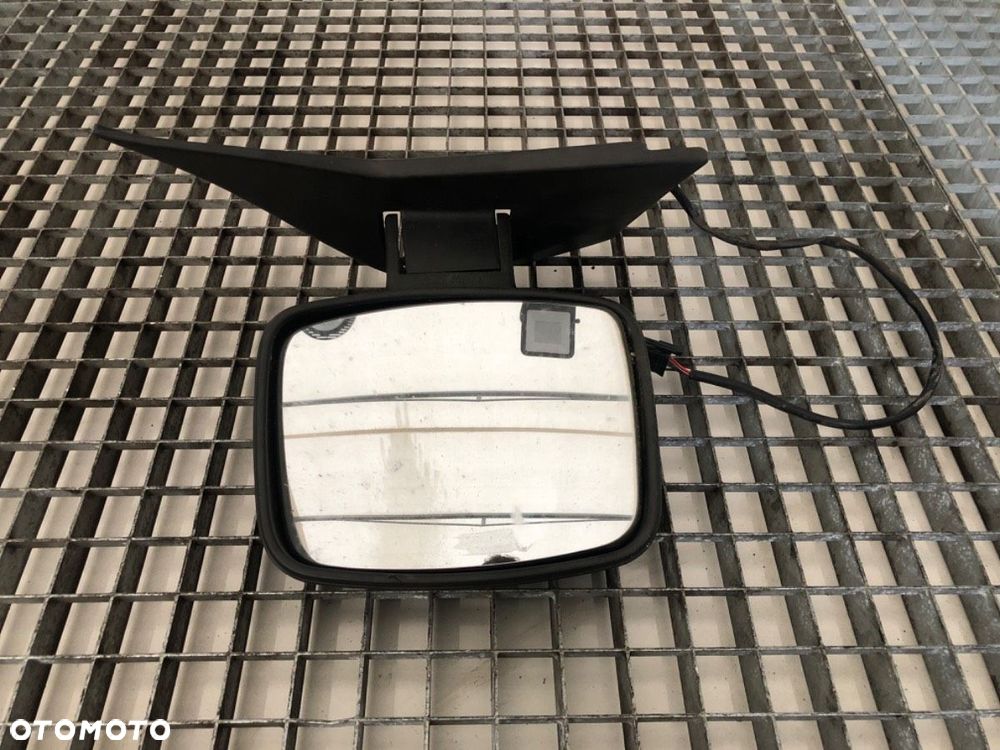 LUSTERKO LEWY  MERCEDES-BENZ VITO Autobus (W638) 1996 - 2003 110 CDI 2.2 (638.194) 75 kW [102 KM] - 2