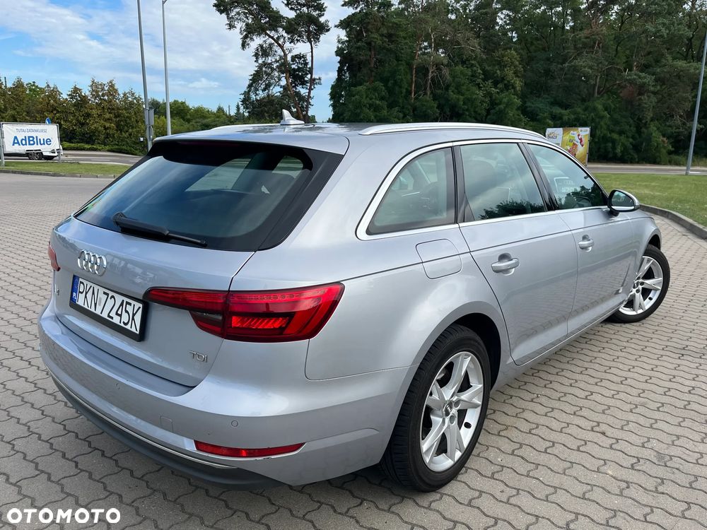 Audi A4 Avant 2.0 TDI S tronic design - 9