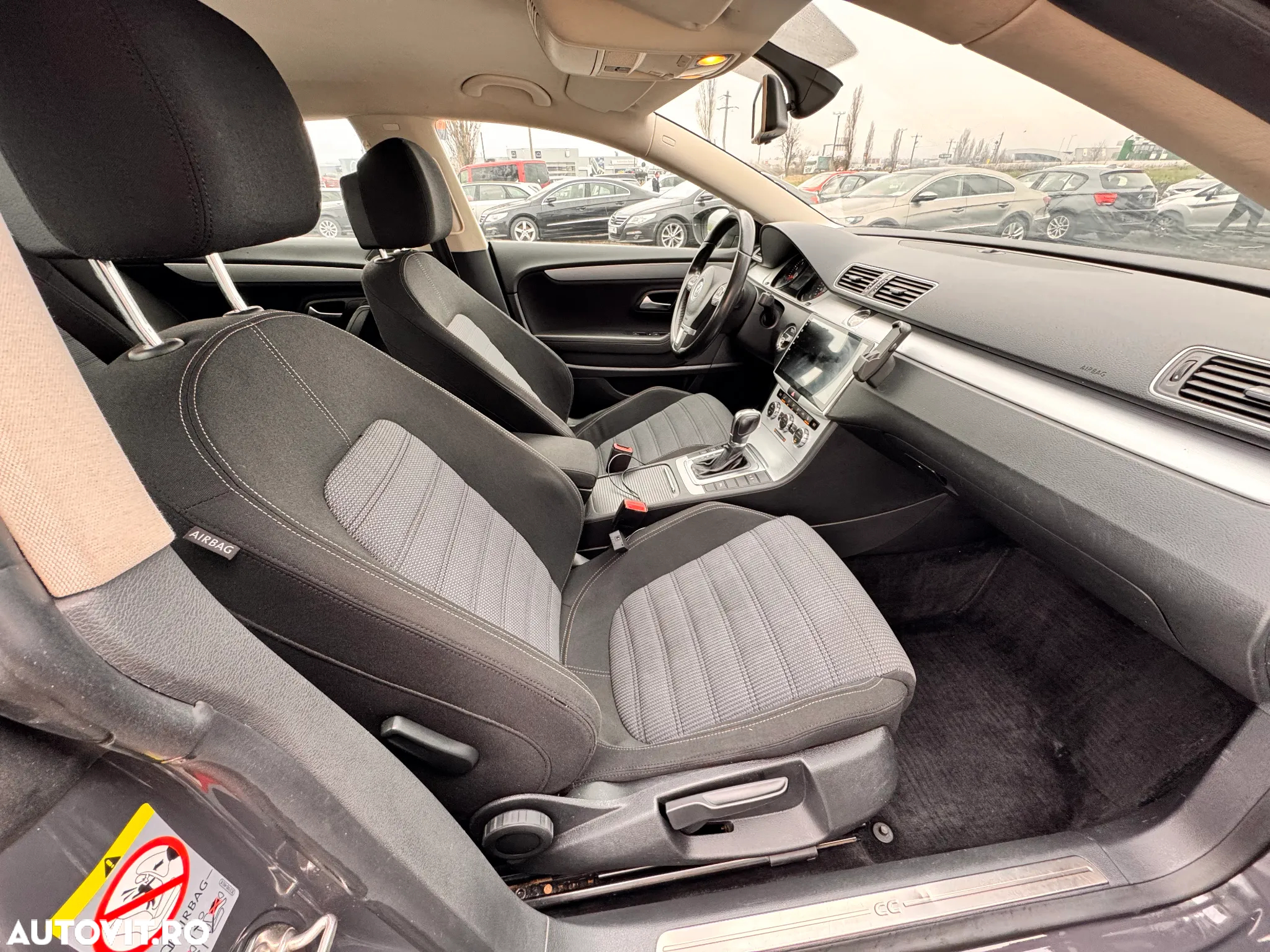 Volkswagen Passat CC - 18