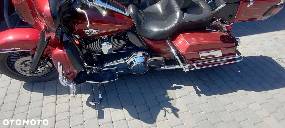 Harley-Davidson FLH Electra Glide - 10