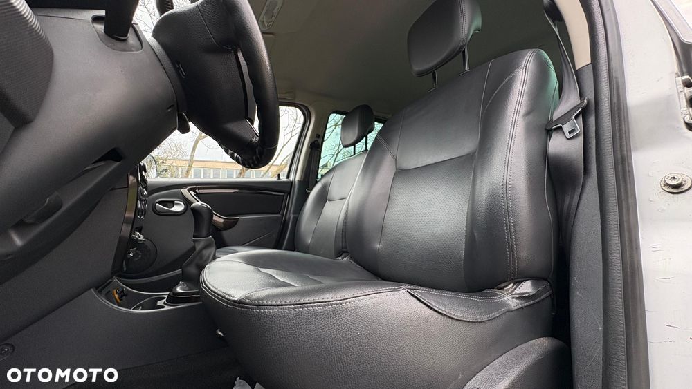 Dacia Duster 1.6 16V 4x2 - 22