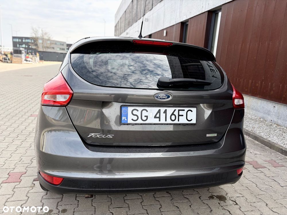 Ford Focus 1.0 EcoBoost 99g Trend - 11