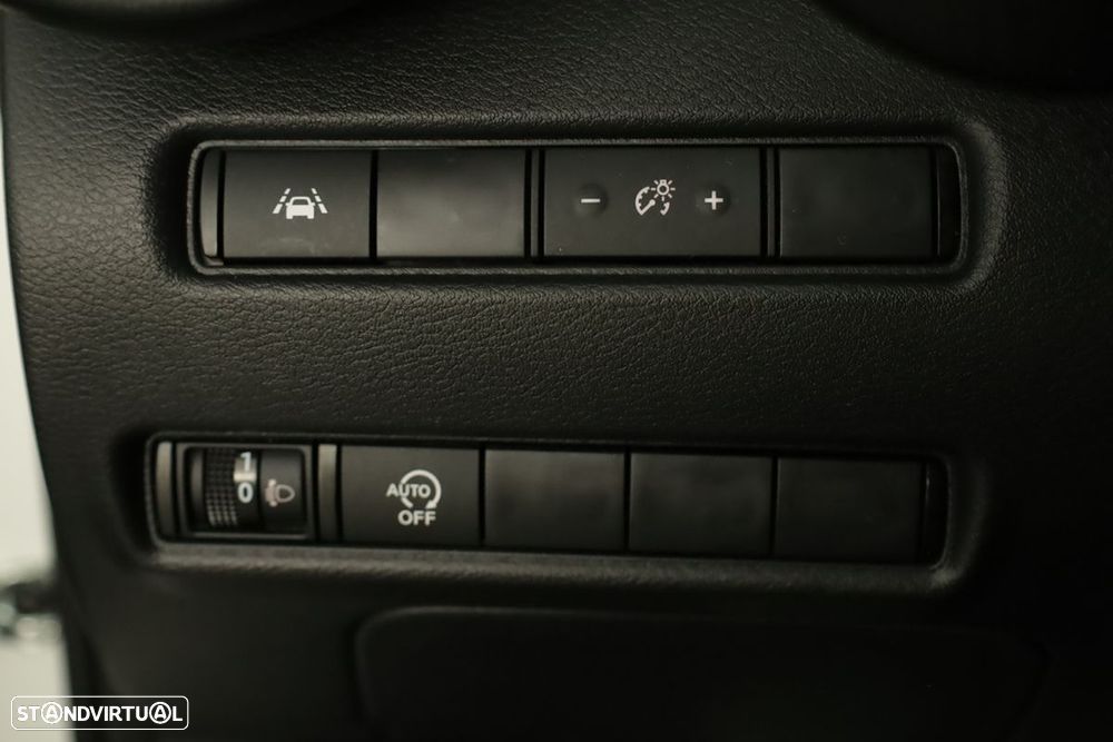 Nissan Juke 1.0 DIG-T N-Design Black - 18