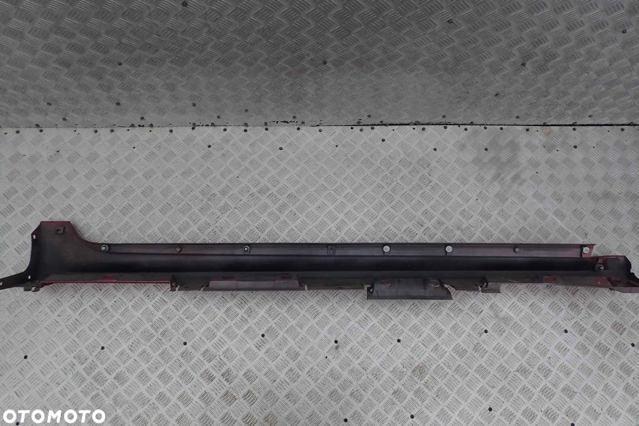 PRÓG LISTWA PROGOWA LEWA / PRAWA TOYOTA YARIS IV 75860-K0080 / 75850-K0080 - 6
