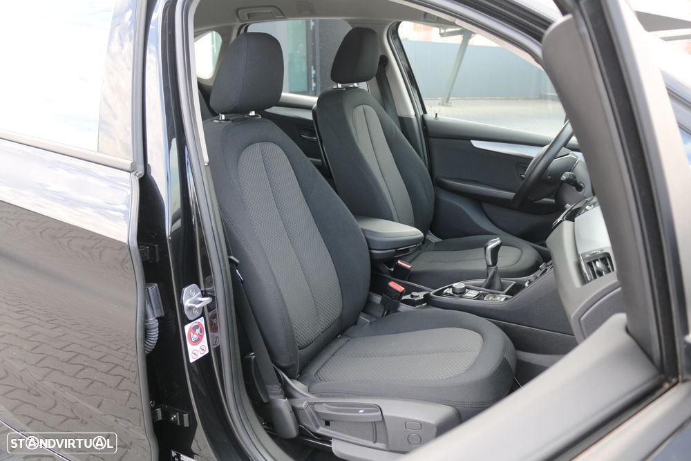 BMW 216 Active Tourer d - 17