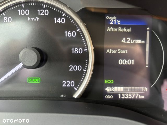Lexus CT - 9