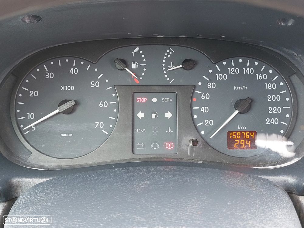 Renault Clio 1.2 RT - 16